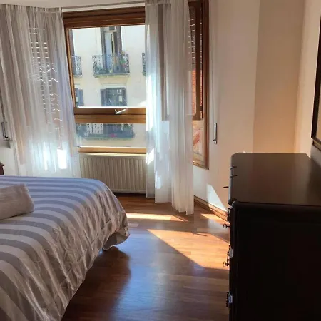 Next To La Avenida No12 Apartman