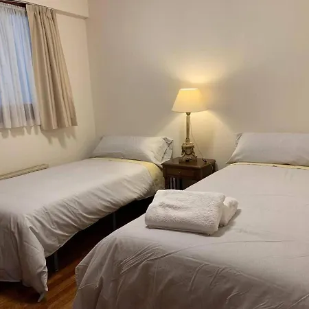 Next To La Avenida No12 * Сан-Себастьян
